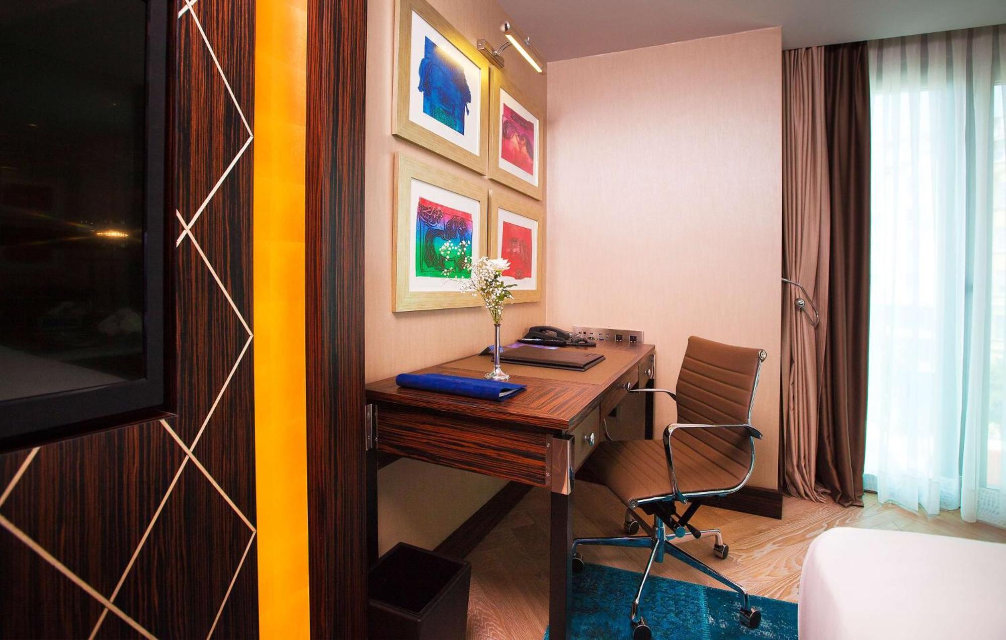Executive Room