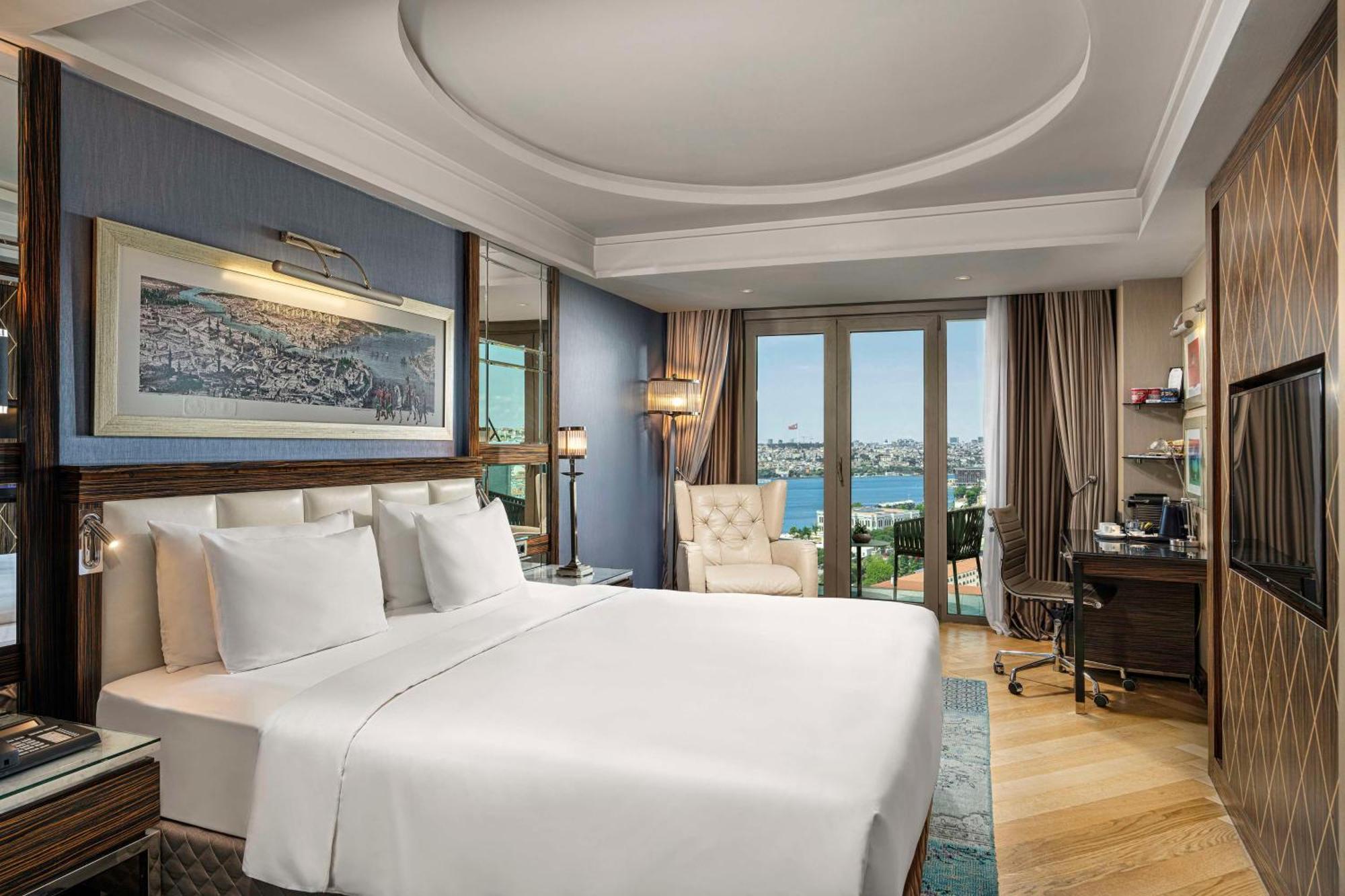 Executive Room Golden Horn View