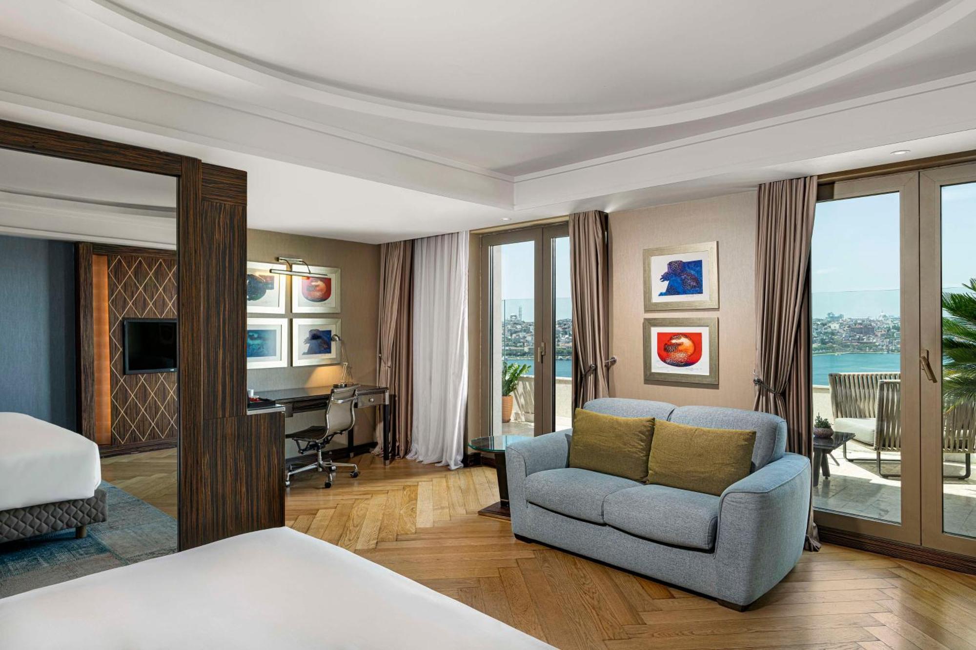 Panoramic Suite Golden Horn View Terrace