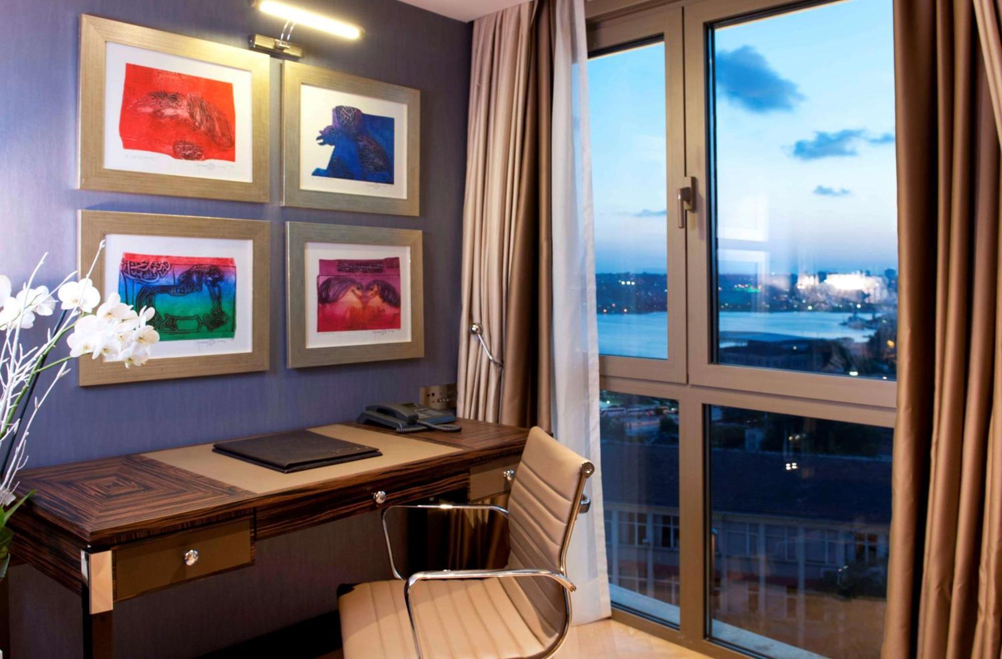 Executive Room Golden Horn View